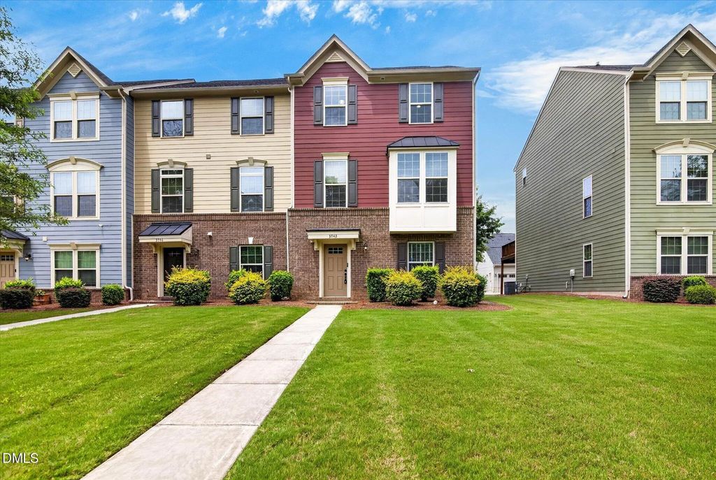 3742 Speer Boulevard, Charlotte
