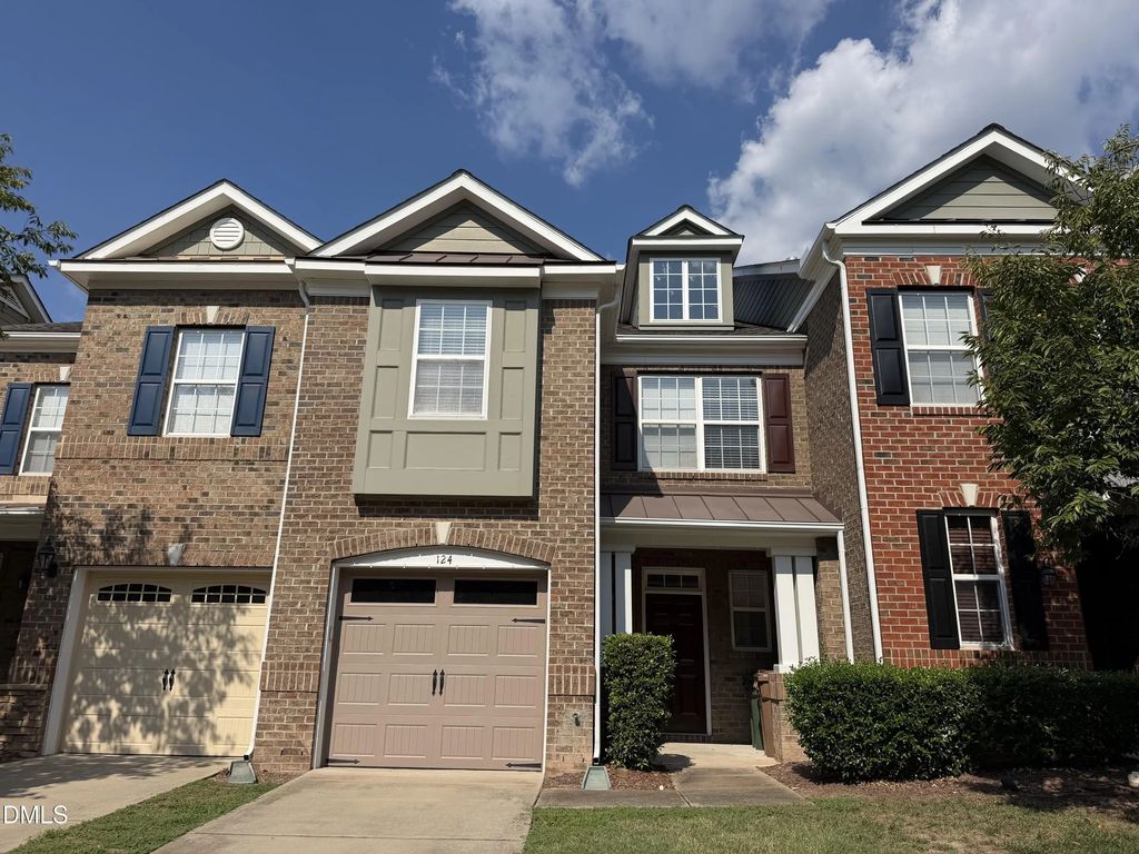 124 Longchamp Lane, Cary