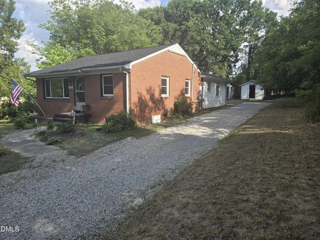 438 Dudley Street, Burlington
