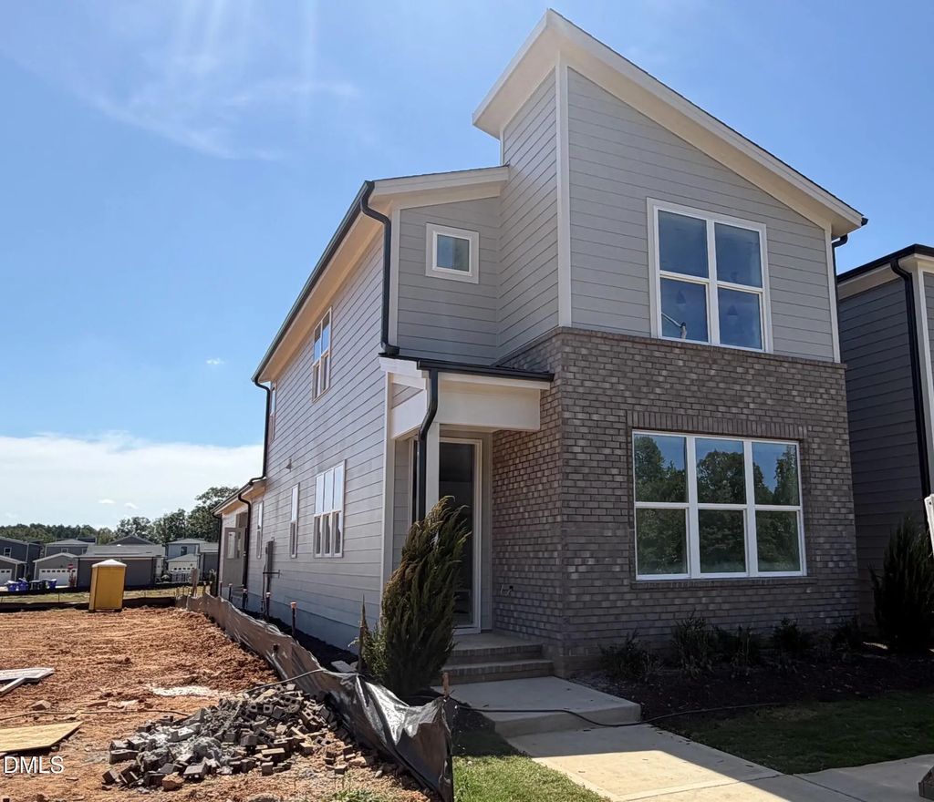 116 N Village Parkway, Pittsboro