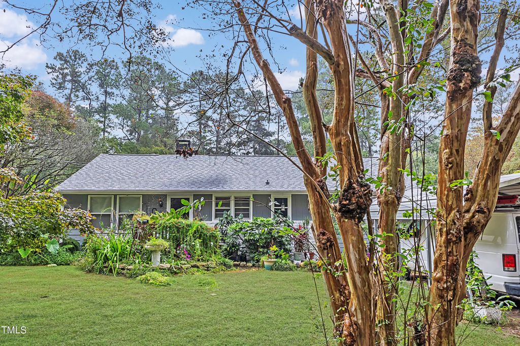 725 Colonial Drive, Raleigh