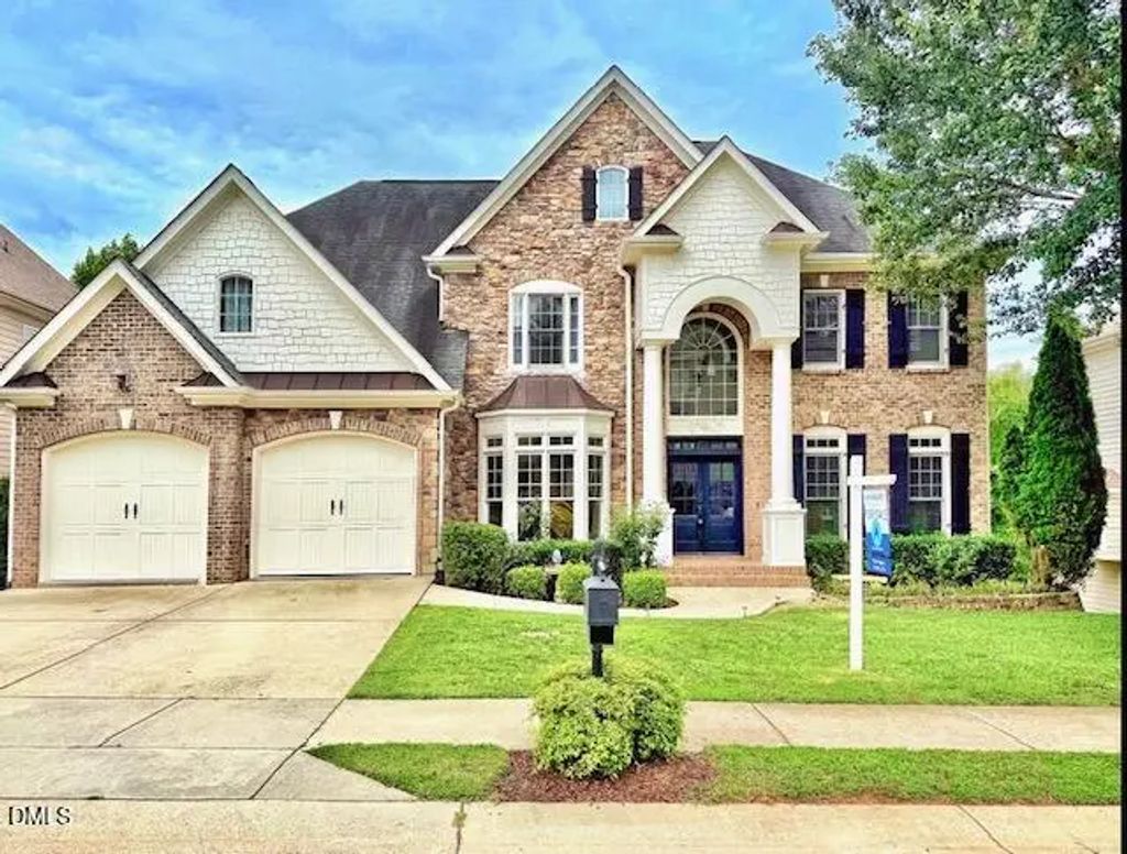12416 Beauvoir Street, Raleigh