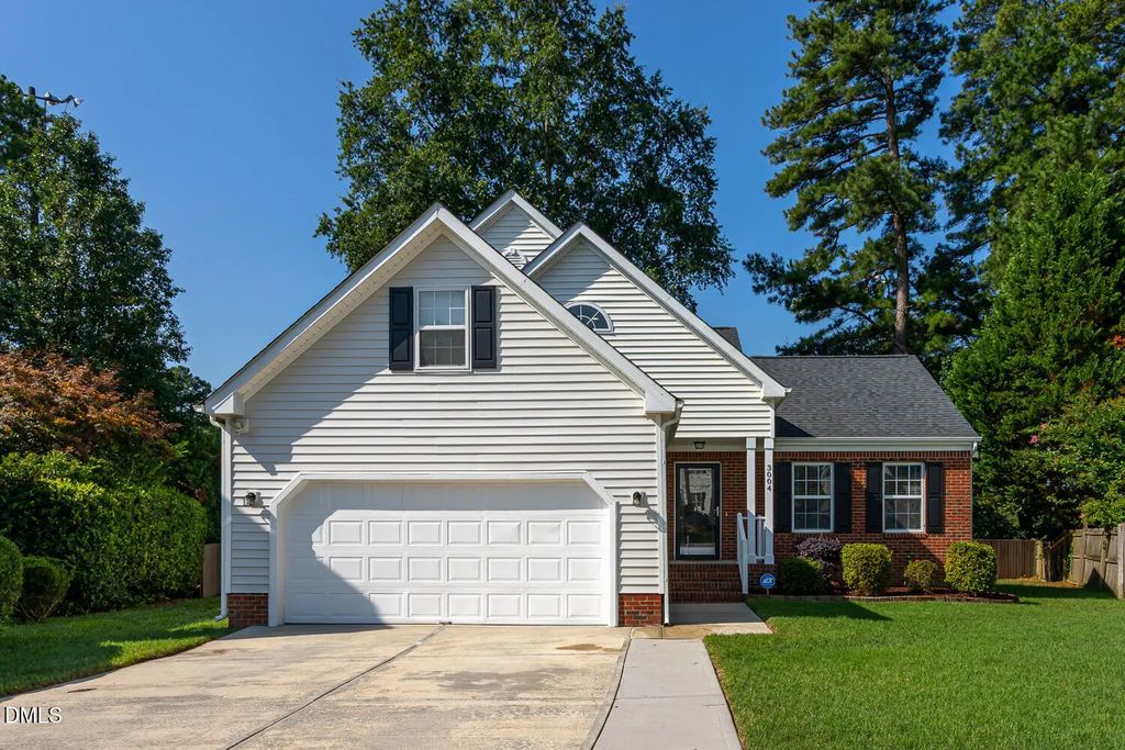 3004 Emcutta Court, Raleigh