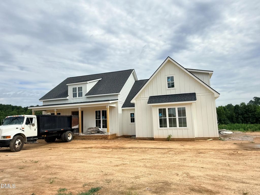 166 Batten Pond Road, Selma