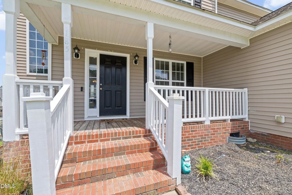 185 Snowberry Lane, Smithfield