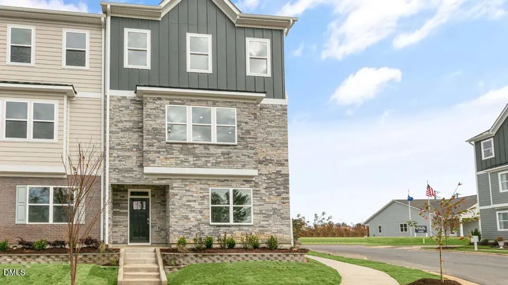 718 Grafton Forest Lane, Fuquay Varina