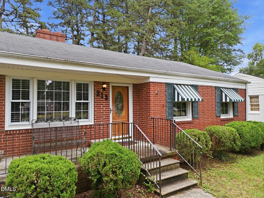 213 Pine Tree Road, Oxford