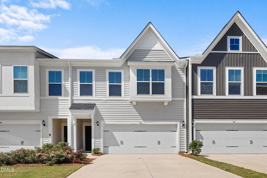 42 Ripple Way, Clayton