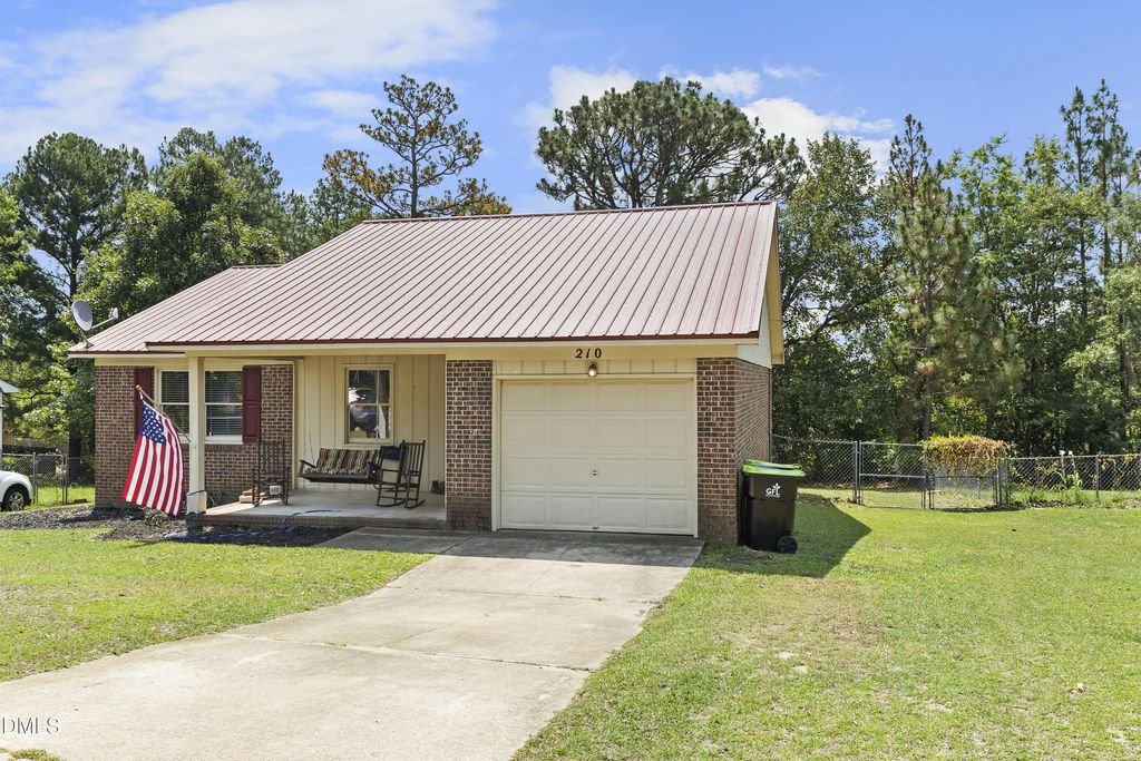 210 Eppingdale Drive, Spring Lake