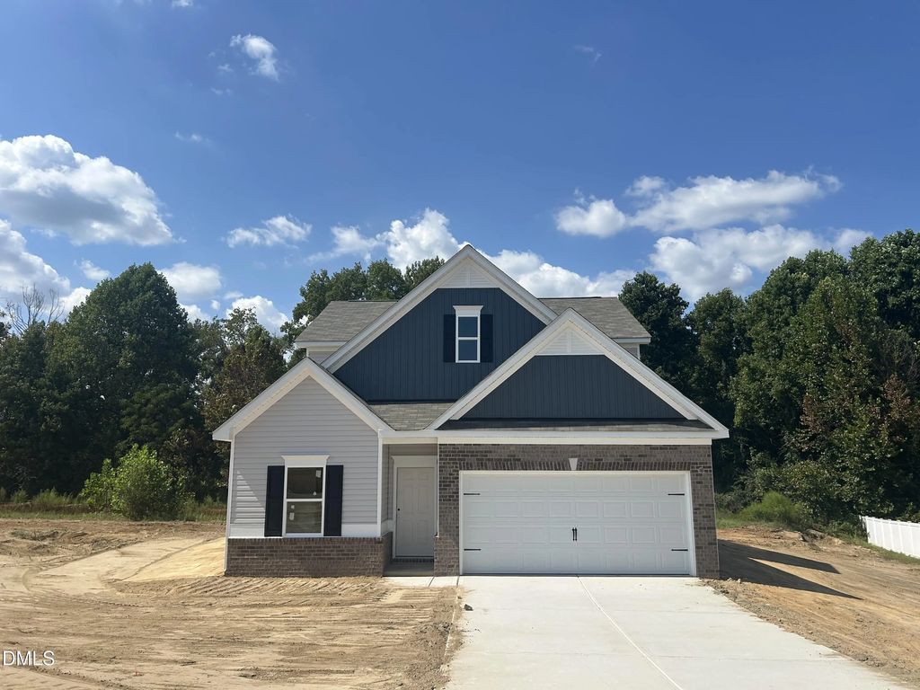 354 White Azalea Way, Benson
