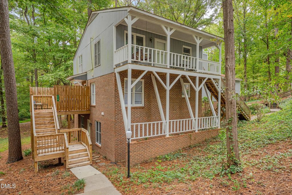 119 Carmichael Court, Cary