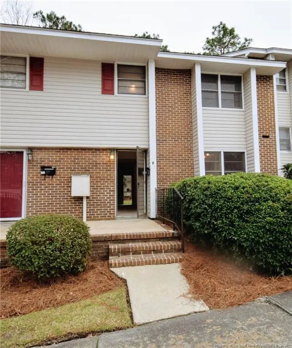 599 Winding Creek Road B, Fayetteville