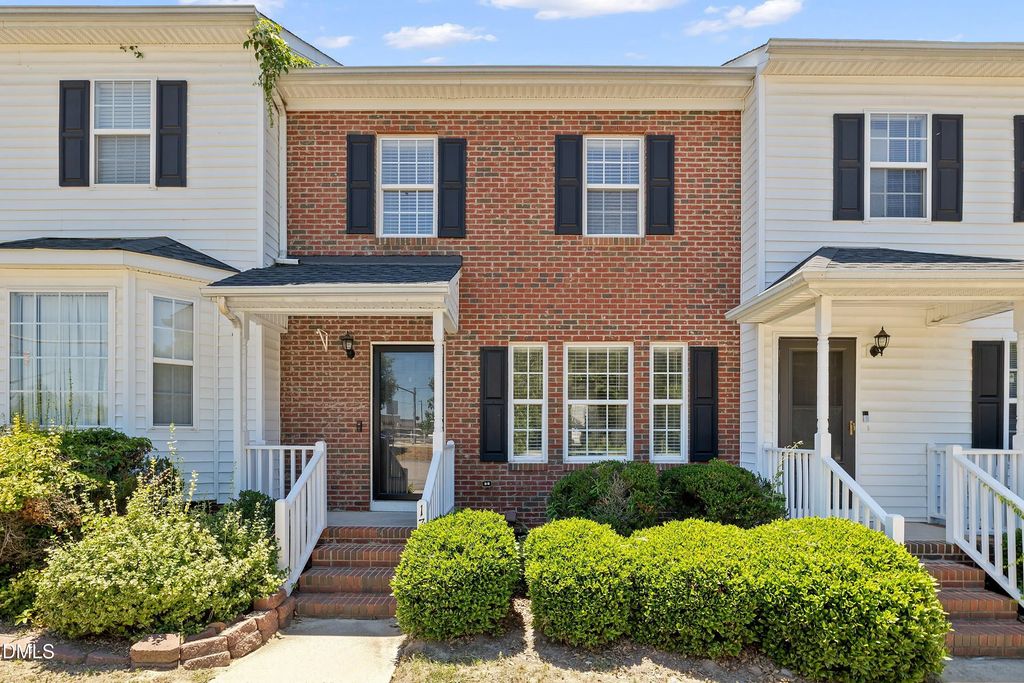 1707 Stroll Circle, Fuquay Varina