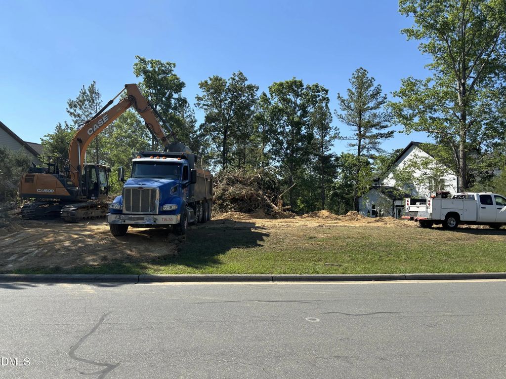 453 Golfers View, Pittsboro