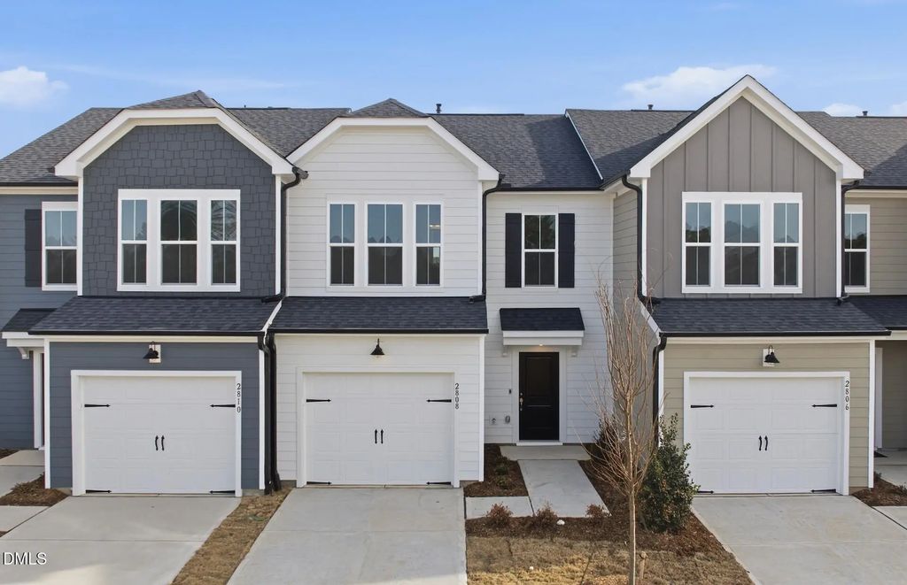 2808 Rodeo Court, Willow Springs