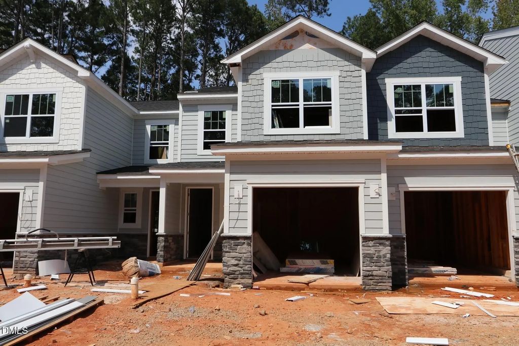 2920 Spring Manor Way, Garner
