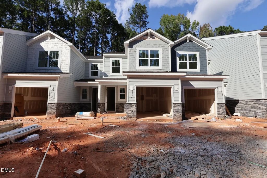 2920 Spring Manor Way, Garner