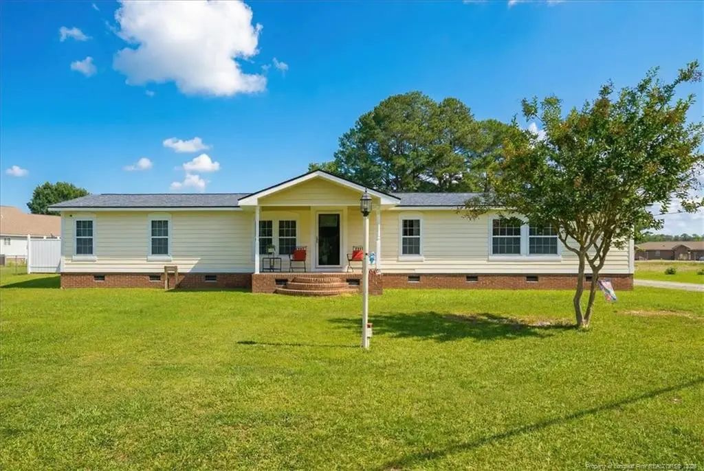 112 Rennert Road, Lumberton