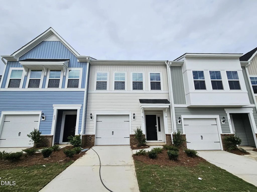 231 Elyse Overlook Lp 38, Sanford