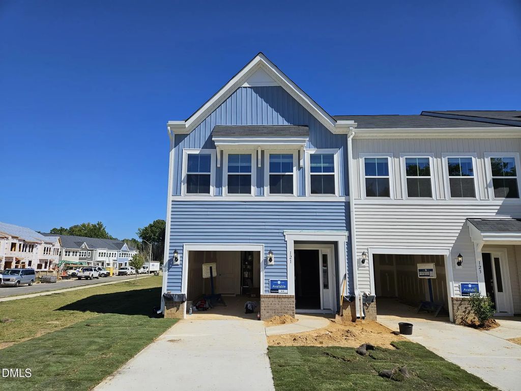121 Elyse Overlook Lp 44, Sanford