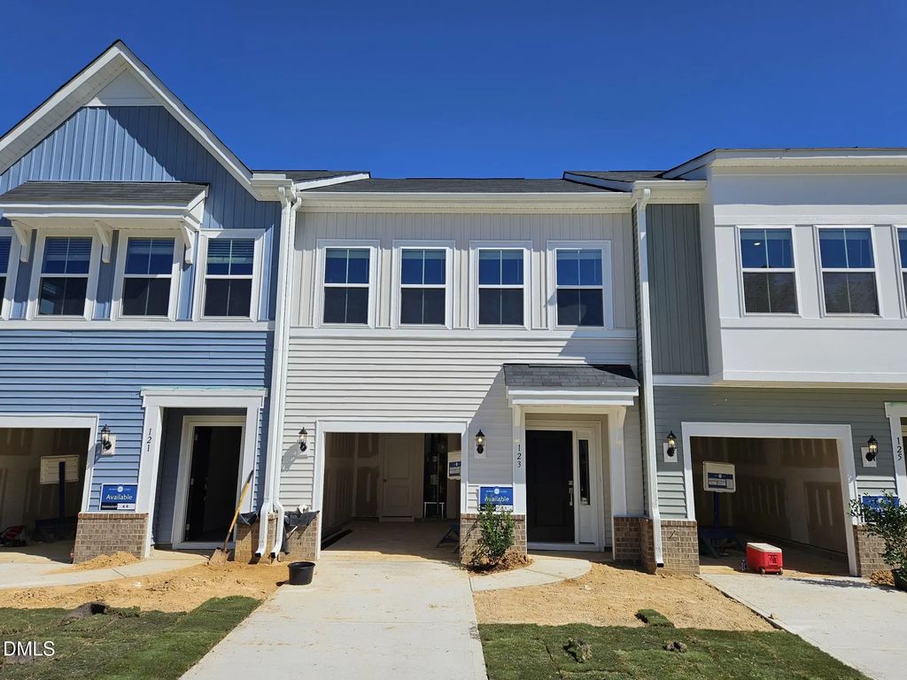 123 Elyse Overlook Lp 45, Sanford