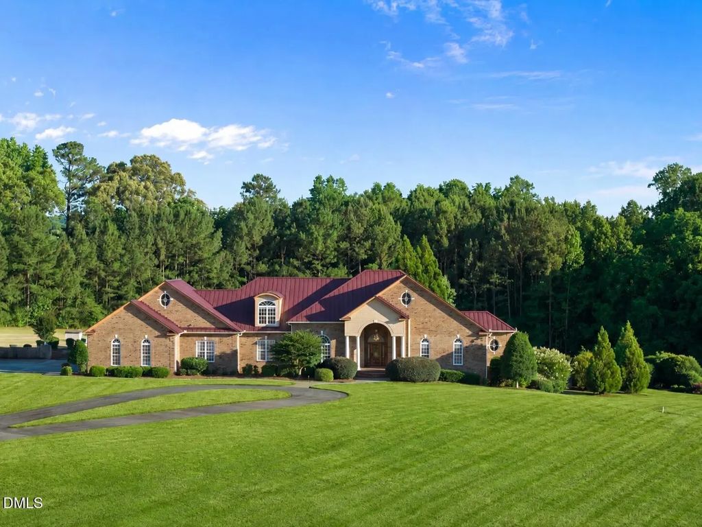 2601 Littleleaf Lane, Hillsborough