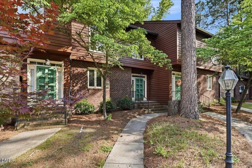 1311-e4 Nw Forest Hills  Road Nw E4, Wilson