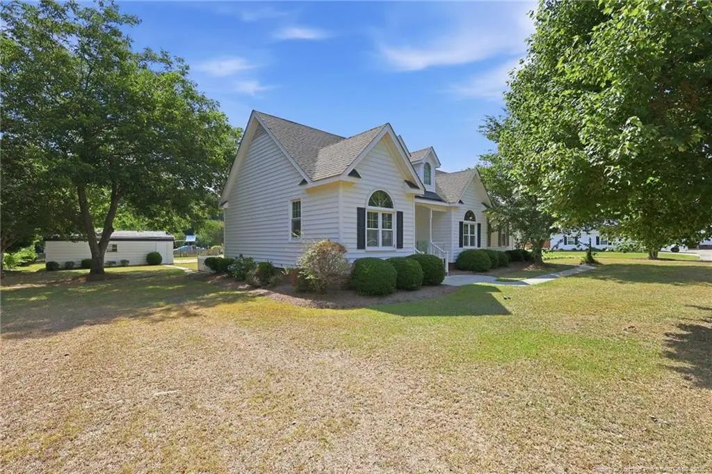 1118 Warren Road, Erwin