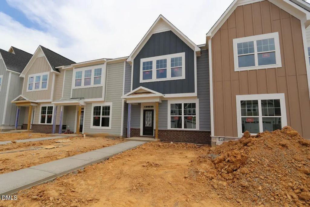 3107 Cathedral Comb Drive, Apex