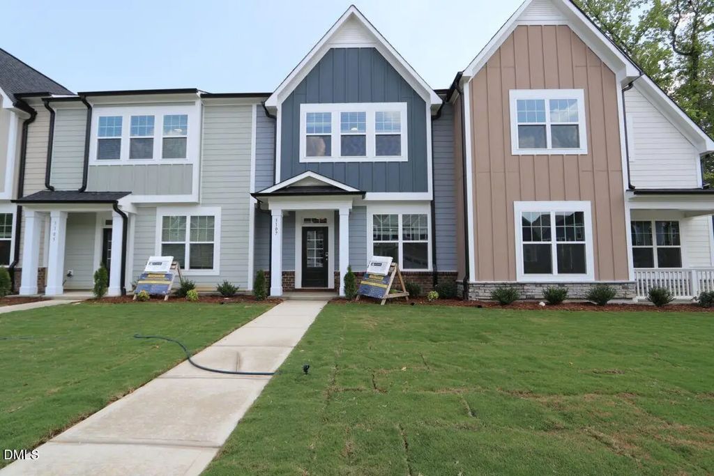 3107 Cathedral Comb Drive, Apex