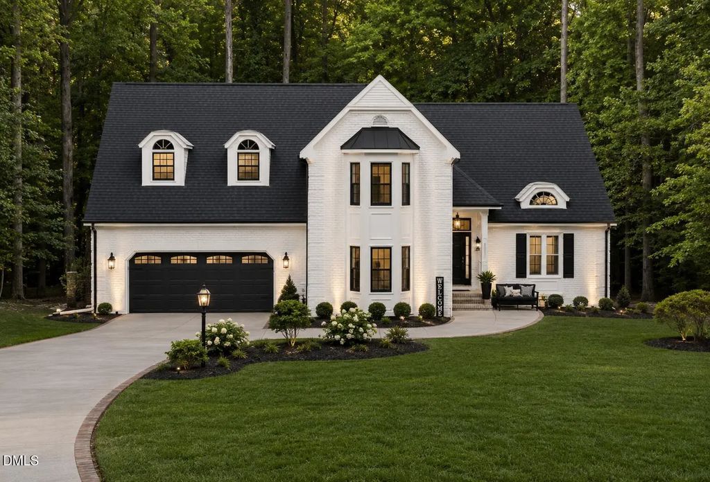 5517 N Hawthorne Way, Raleigh