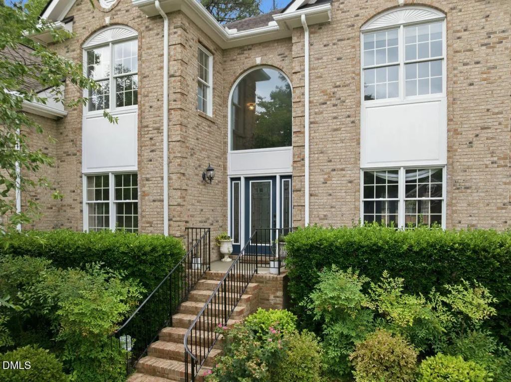 203 Ticonderoga, Cary