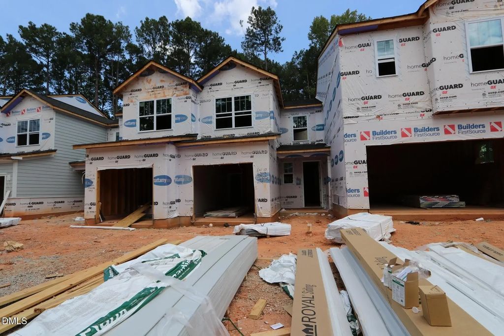 2918 Spring Manor Way, Garner