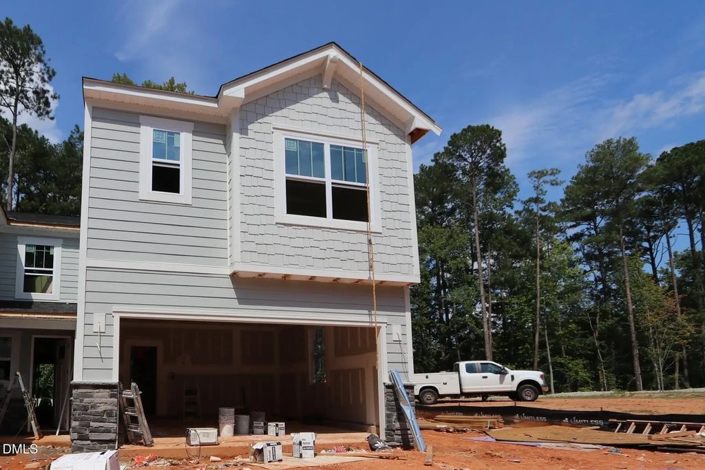 2916 Spring Manor Way, Garner