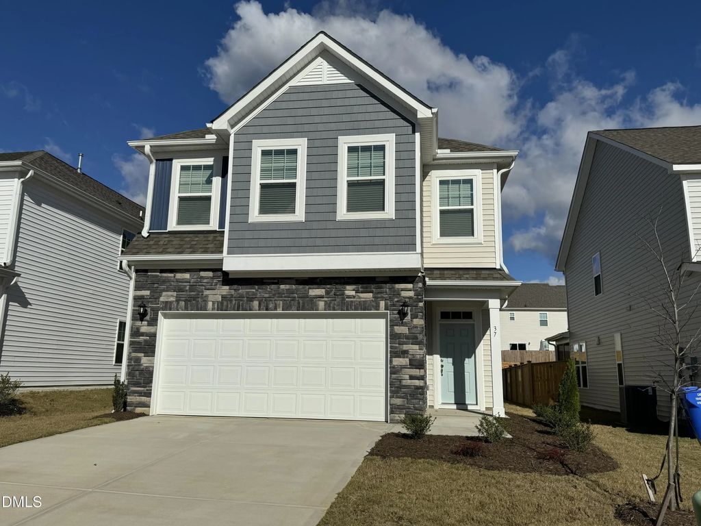 37 Bluebell Street, Angier