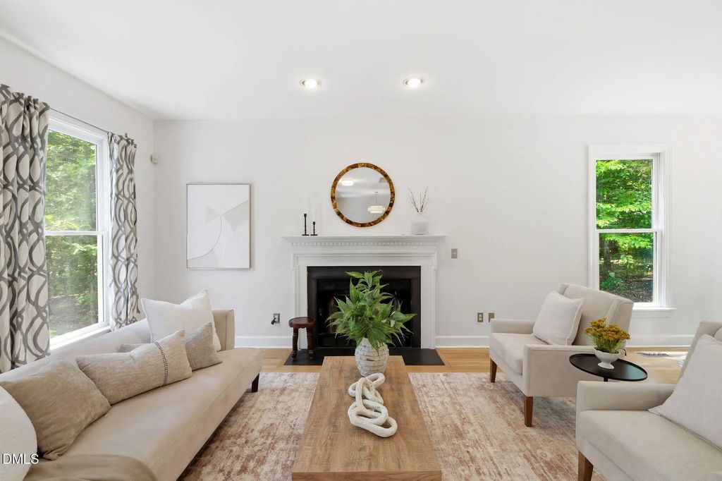 1615 Meadow Lane, Chapel Hill