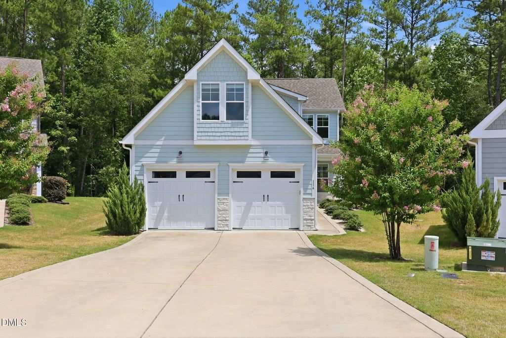 116 Spruce Hollow Circle, Spring Lake