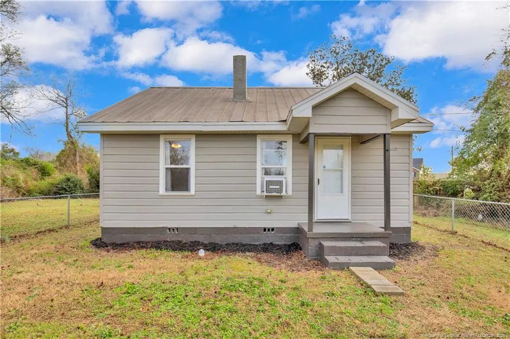 326 Hawley Lane, Fayetteville