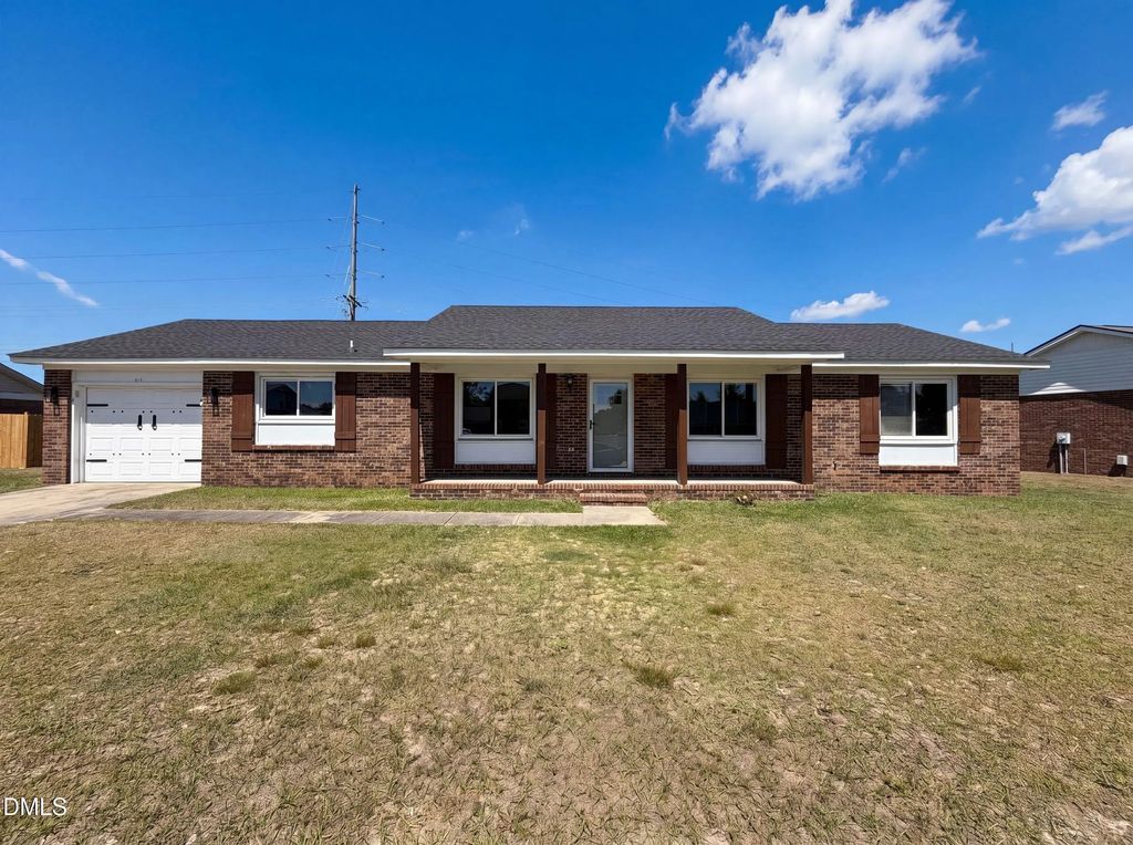 1512 Dovetail Drive, Fayetteville