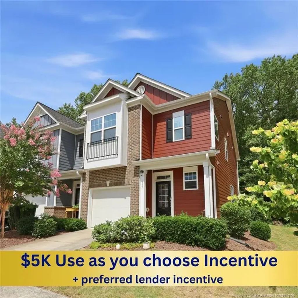647 Briarcliff Street, Apex