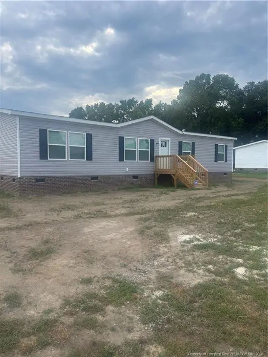 9658 S Chicken Road, Fairmont