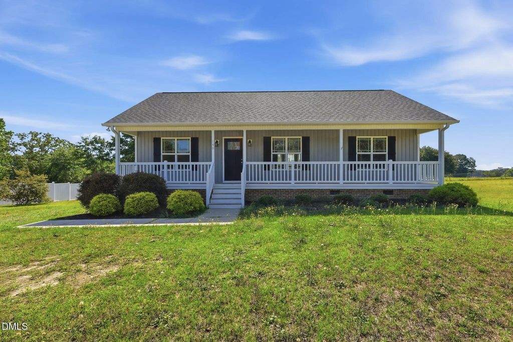 140 Trail Ridge Drive, Benson