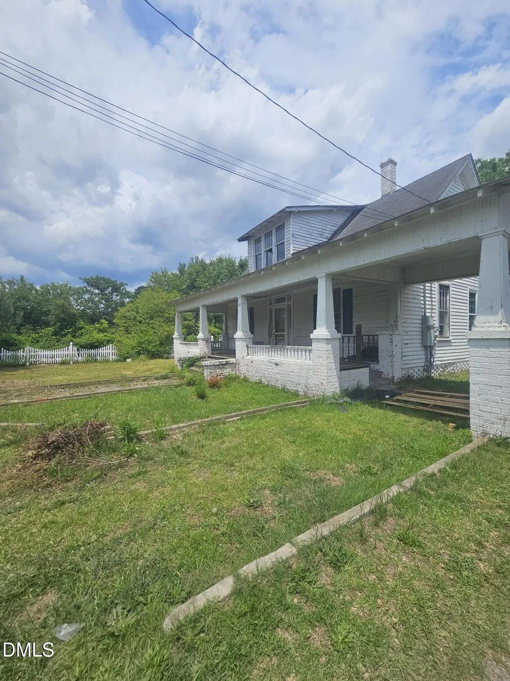 202 E Blanche Street, Pine Level