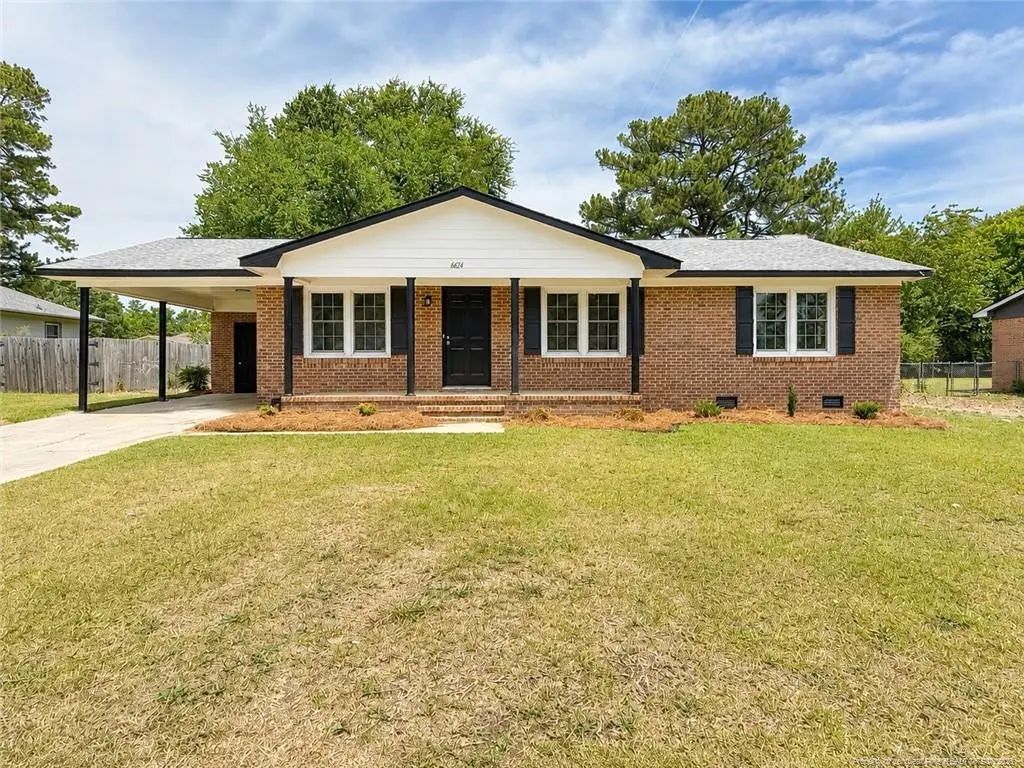 6624 Bonnie Bell Lane, Fayetteville