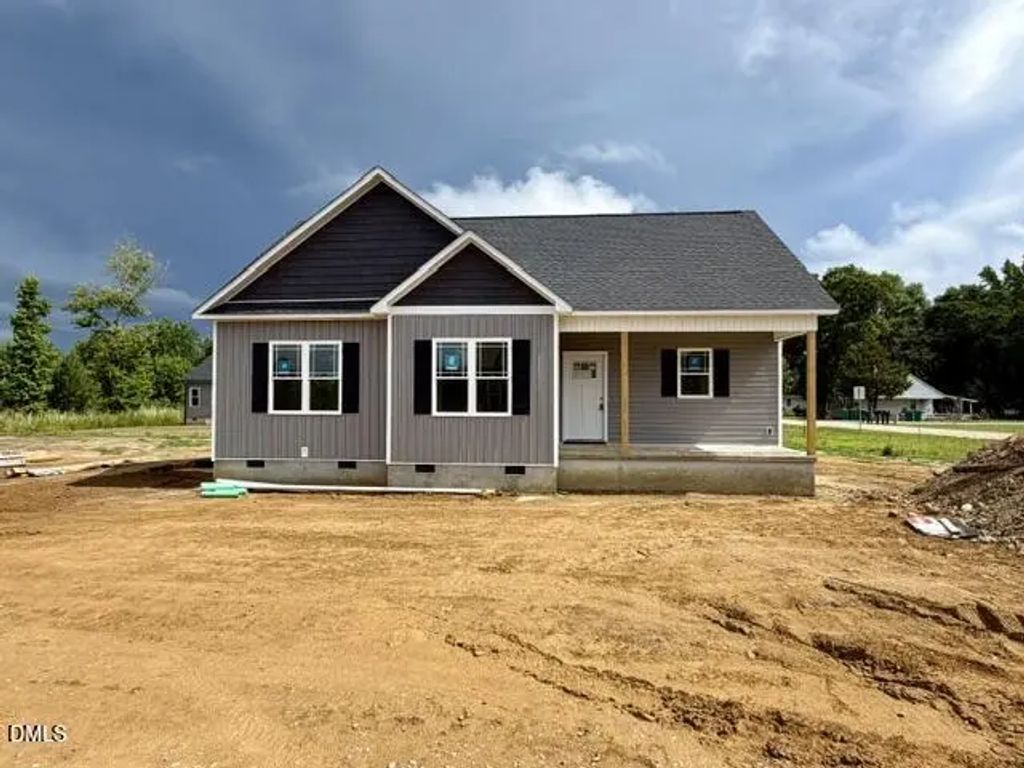 928 Micro Road W, Selma