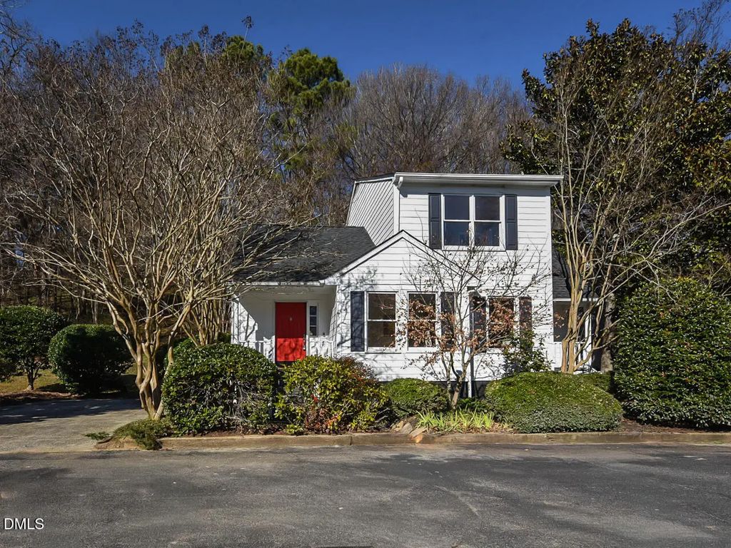129 Weatherhill Point, Carrboro