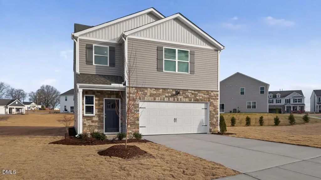 75 Green Laurel Drive, Angier
