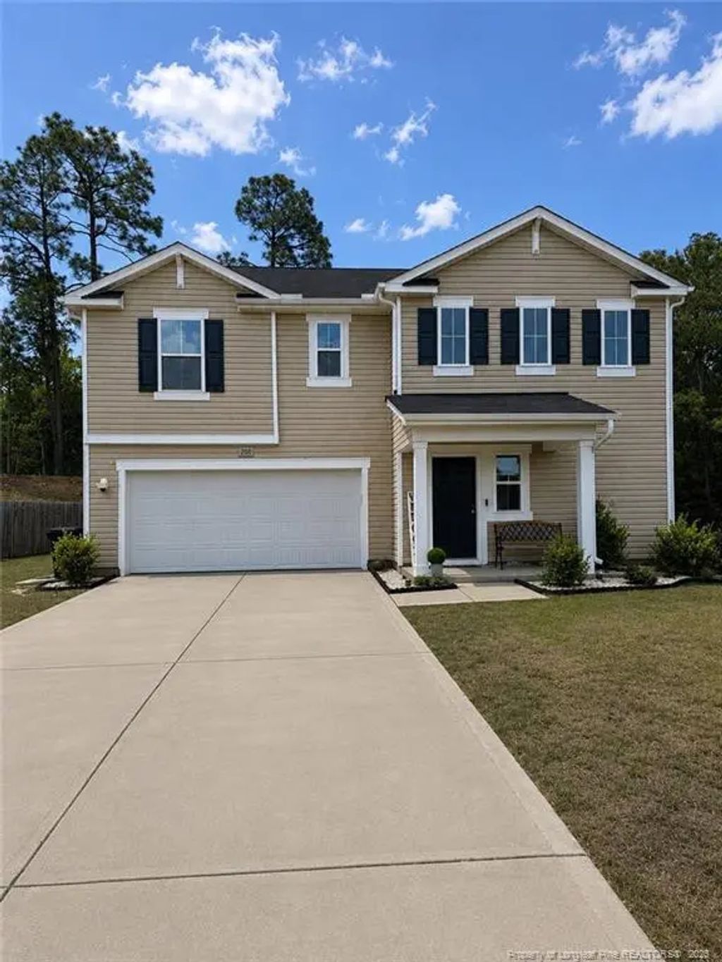 200 Hallow Oak Street, Spring Lake