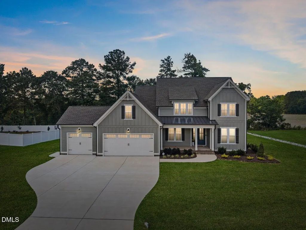 90 Lane Farms Way, Holly Springs