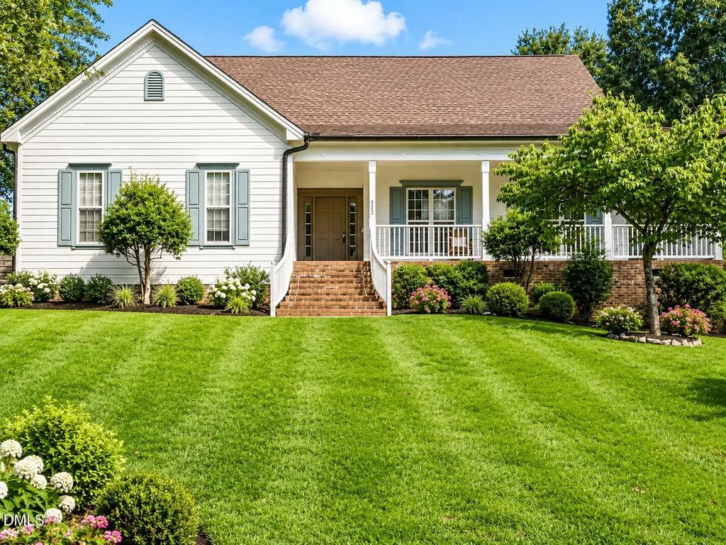 5533 Rolling Field Drive, Garner
